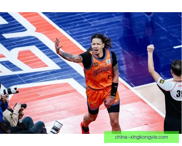 洛夫顿准三双杯赛助上海胜山东